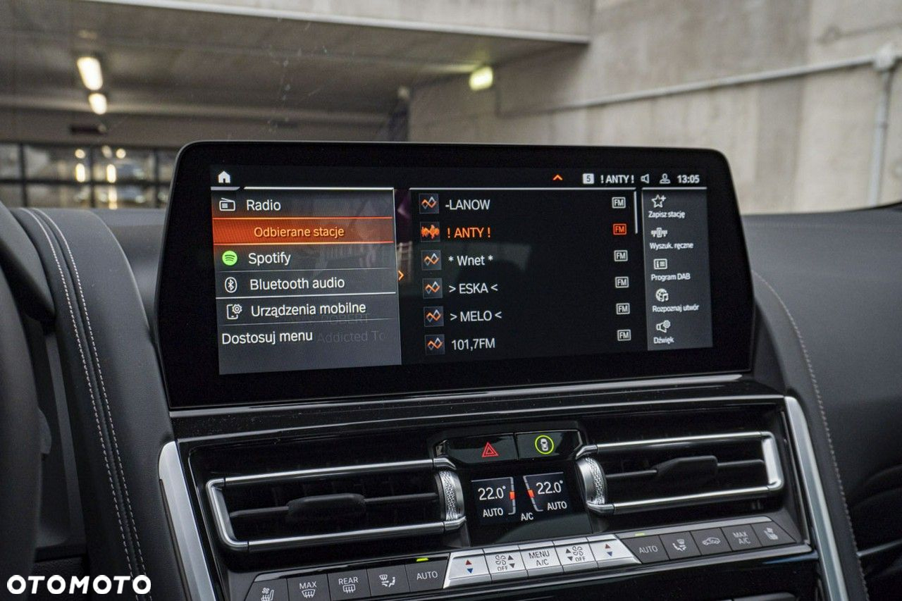 BMW Seria 8 - 32
