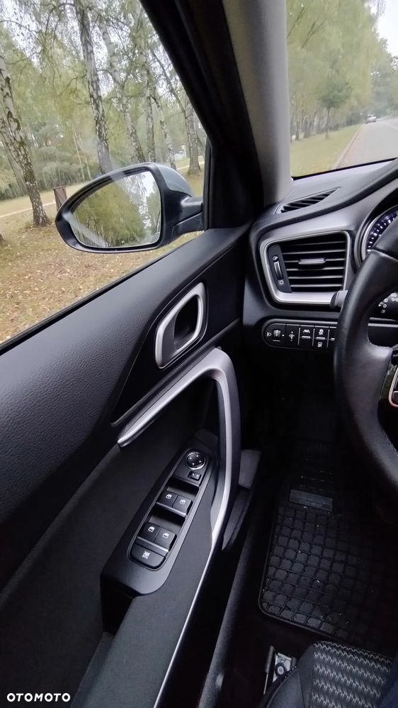 Kia Ceed 1.5 T-GDI M - 18