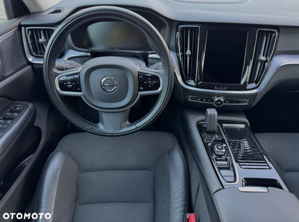 Volvo V60 T6 AWD Recharge Geartronic Inscription - 19