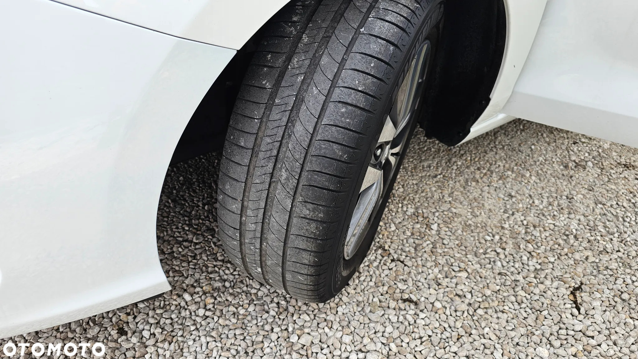 Hyundai i30 1.4 T-GDI DCT Fastback Premium - 35