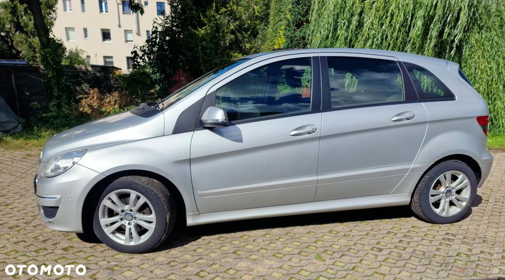 Mercedes-Benz Klasa B 180 CDI Autotronic - 5