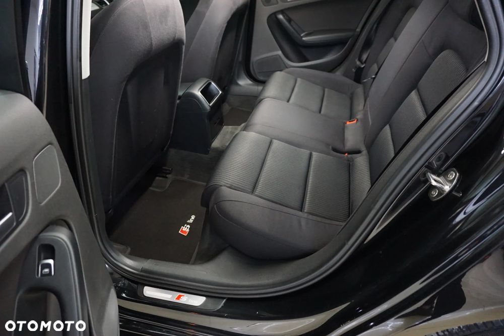 Audi A4 Avant 2.0 TDI DPF quattro S tronic S line Sportpaket - 31