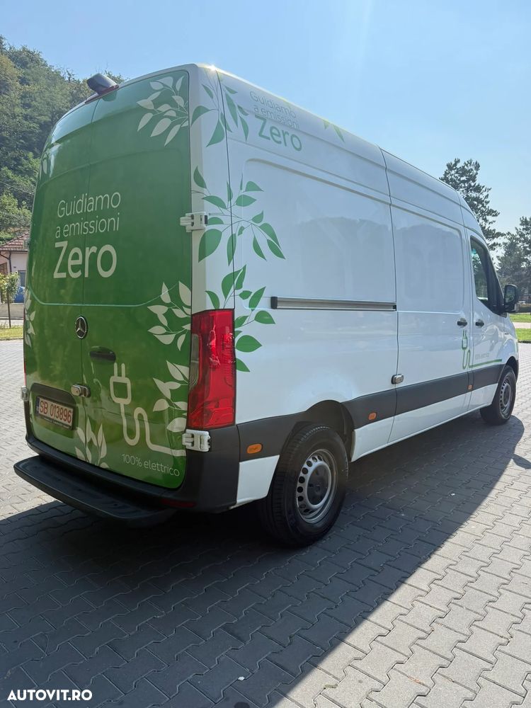 Mercedes-Benz eSprinter - 3
