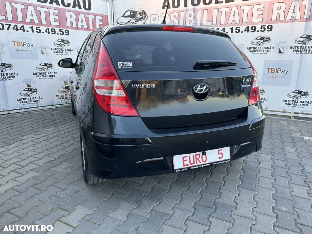 Hyundai i30 1.4 blue Comfort - 14