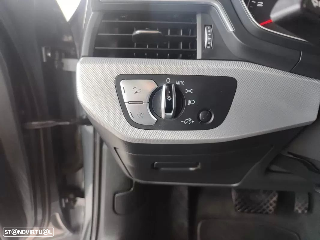 Audi A4 Avant 2.0 TDI Sport S tronic - 26