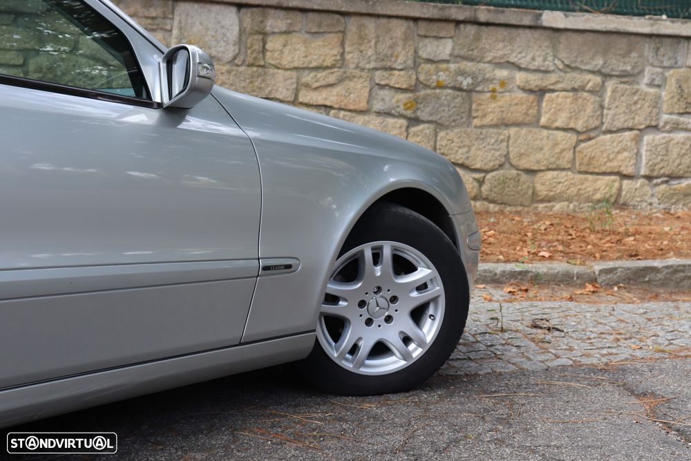 Mercedes-Benz E 200 CDI Auto Classic - 19