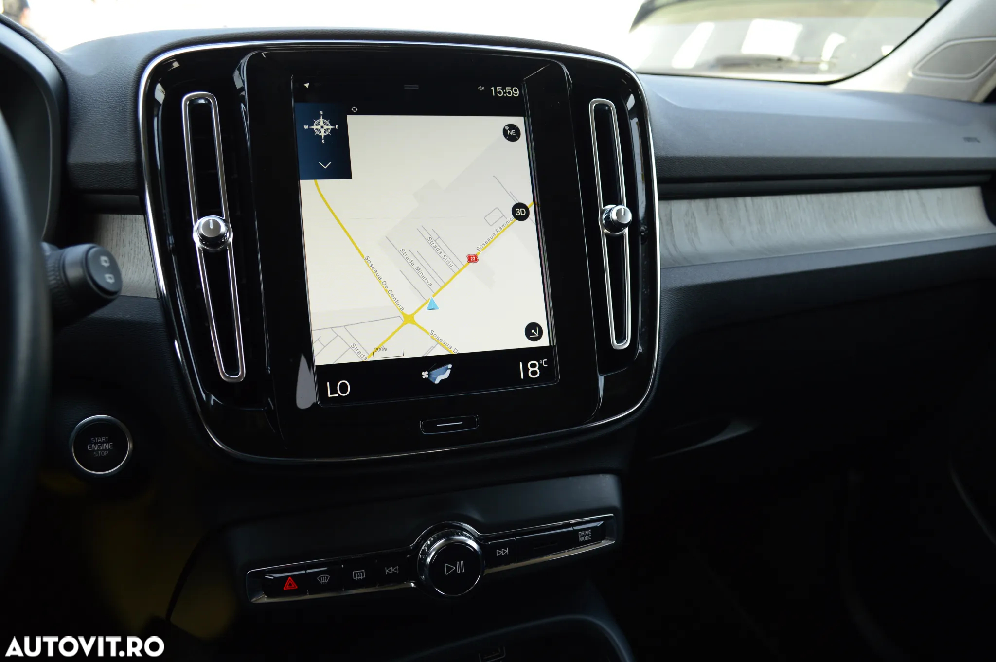 Volvo XC 40 Recharge T5 Twin Engine AT7 Inscription Expression - 23