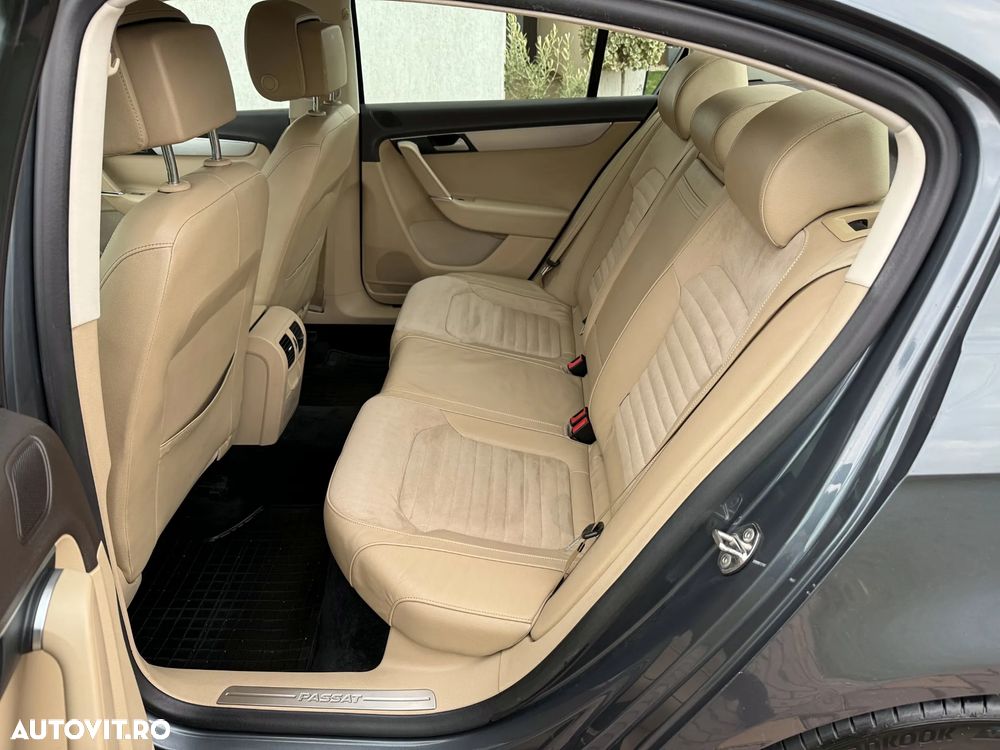 Volkswagen Passat 2.0 TDI BlueMotion Technology Highline - 10