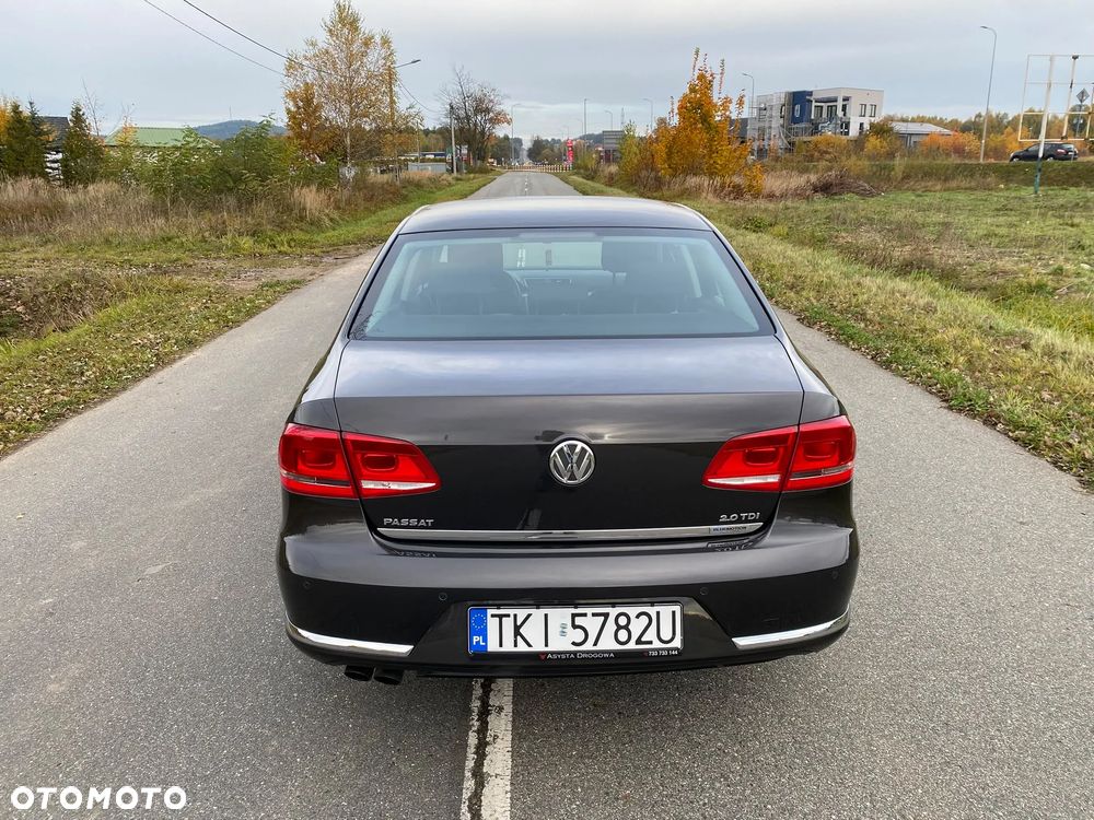 Volkswagen Passat - 6