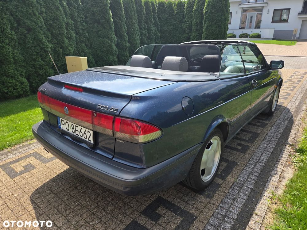 Saab 900 - 4