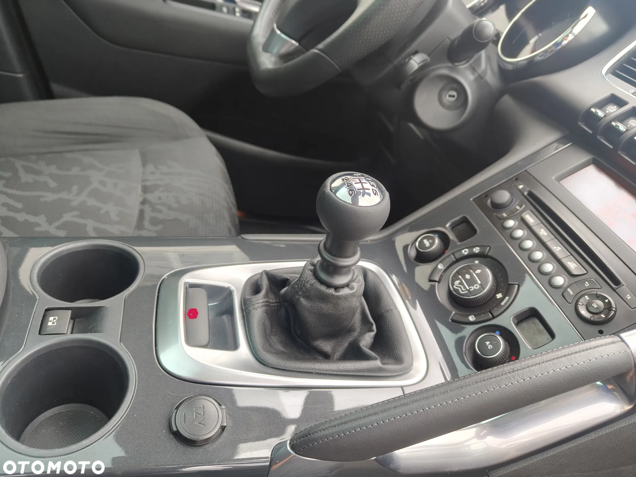 Peugeot 3008 HDi FAP 115 Style - 25