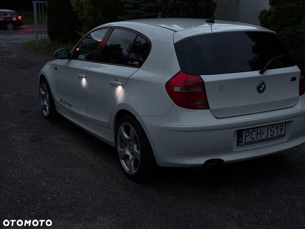 BMW Seria 1 116i - 16