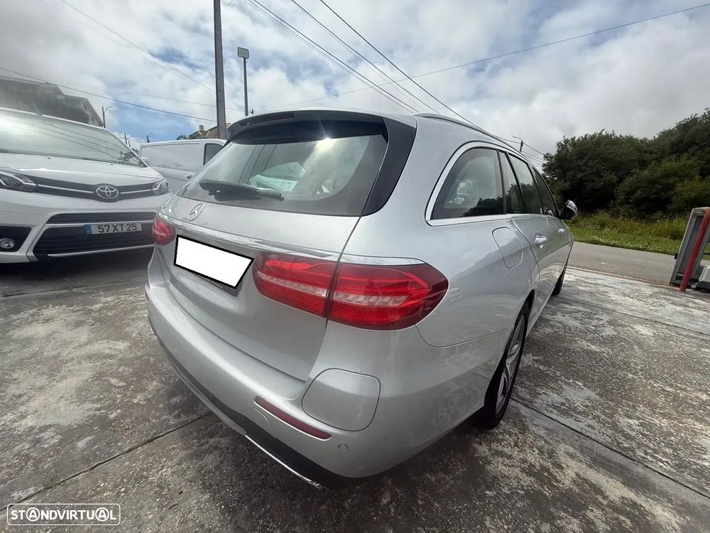 Mercedes-Benz E 300 de AMG Line - 6