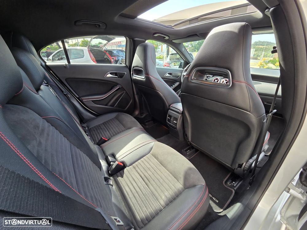 Mercedes-Benz A 200 d 7G-DCT AMG Line - 3