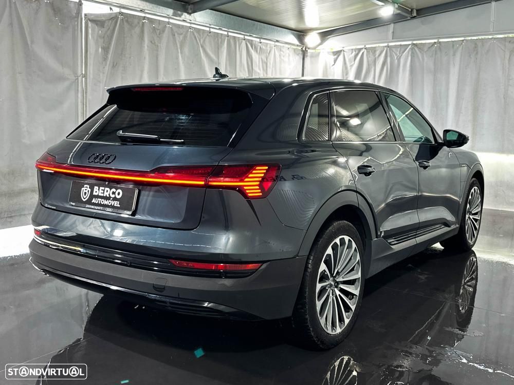 Audi e-tron 55 quattro S line - 5