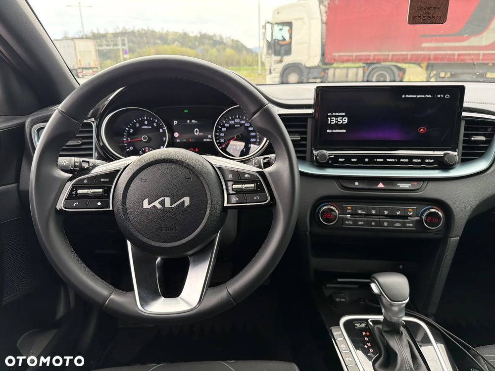 Kia XCeed 1.6 T-GDI Tribute DCT - 13