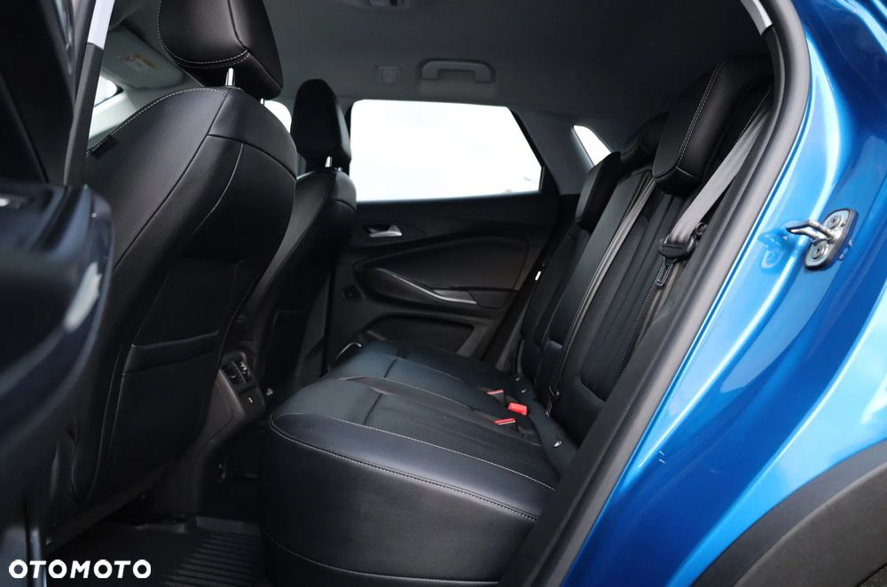 Opel Grandland X Plug-in-Hybrid4 1.6 DI Start/Stop Ultimate - 23