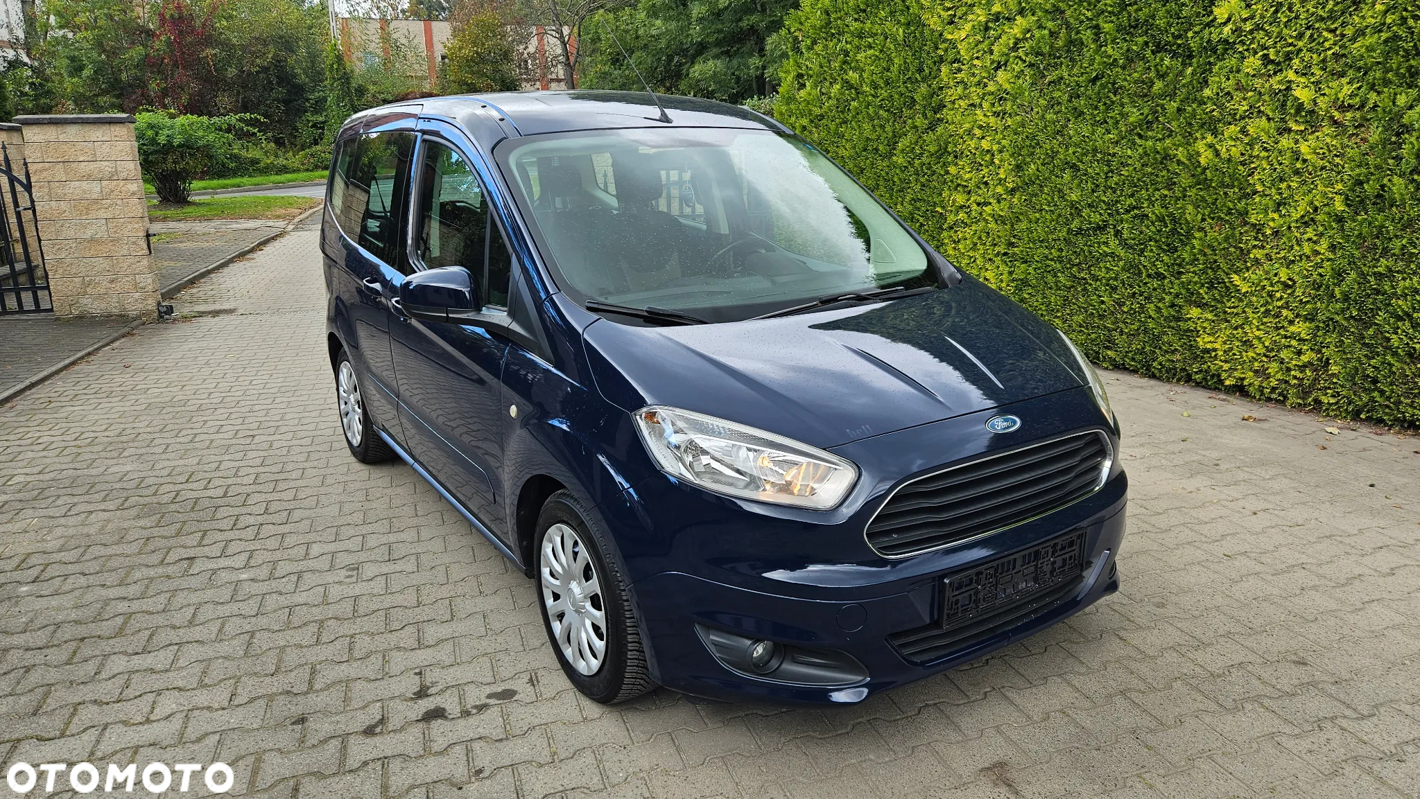Ford Tourneo Courier 1.0 EcoBoost Trend - 5