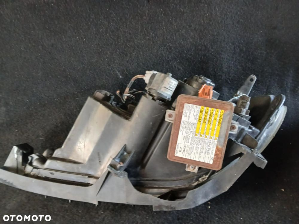 Mazda 3 Lampa przednia prawa xenon przetwornica - 6