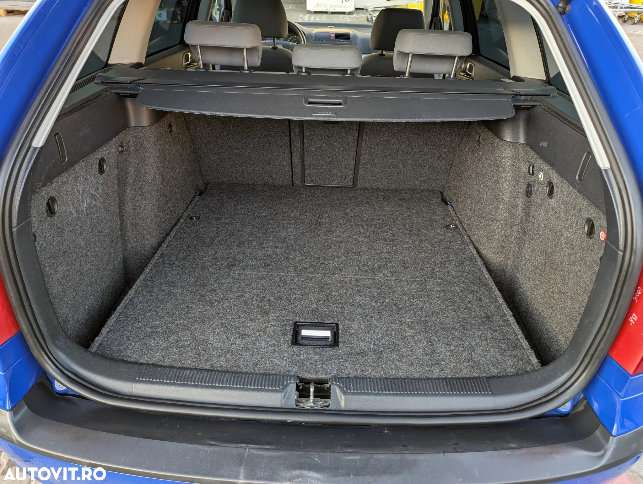 Skoda Octavia Combi 1.9 TDI DPF DSG Ambiente - 12