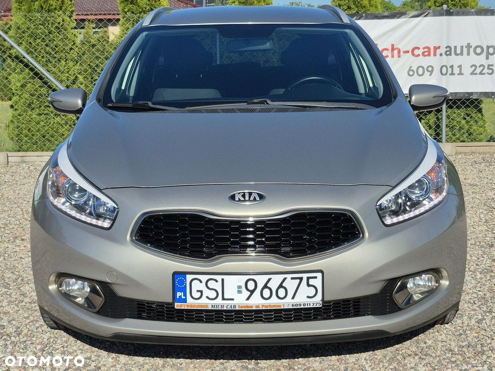 Kia Ceed - 29