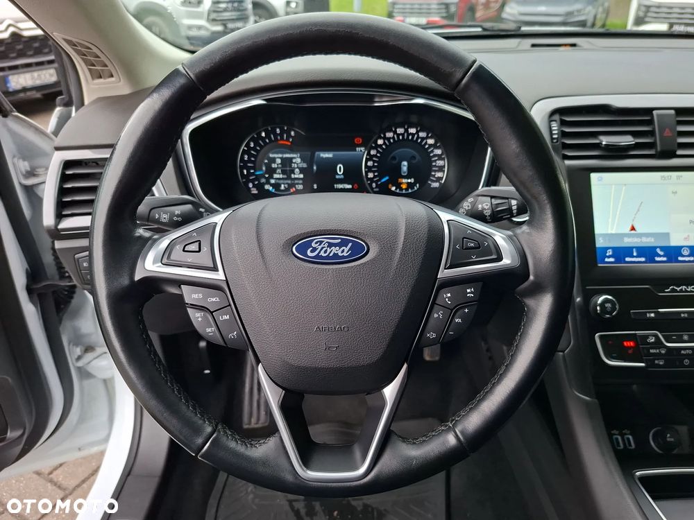 Ford Mondeo 2.0 EcoBlue Titanium - 22