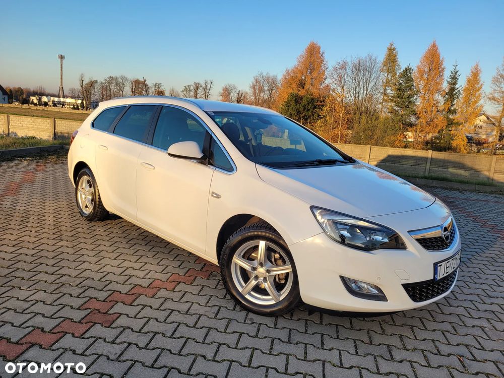 Opel Astra 1.4 Turbo Sports Tourer - 4