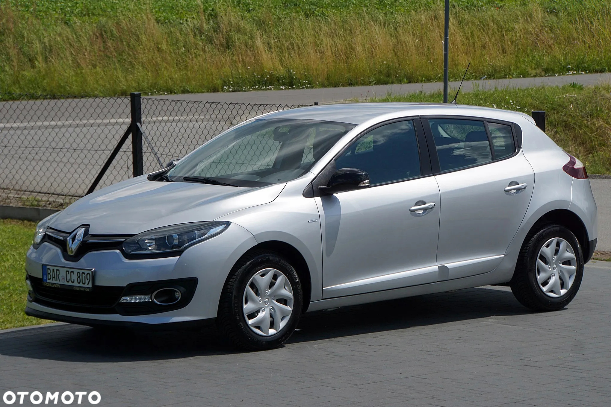 Renault Megane 1.6 16V 110 LIMITED - 11