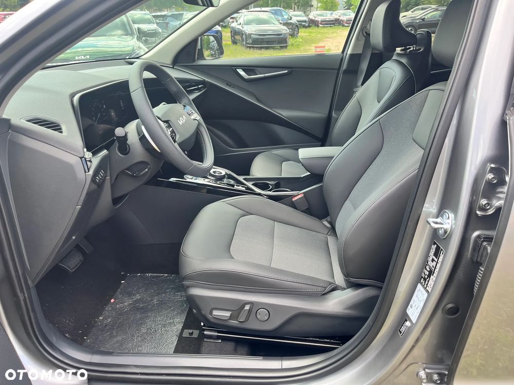 Kia Niro 1.6 GDI Hybrid Business Line - 12
