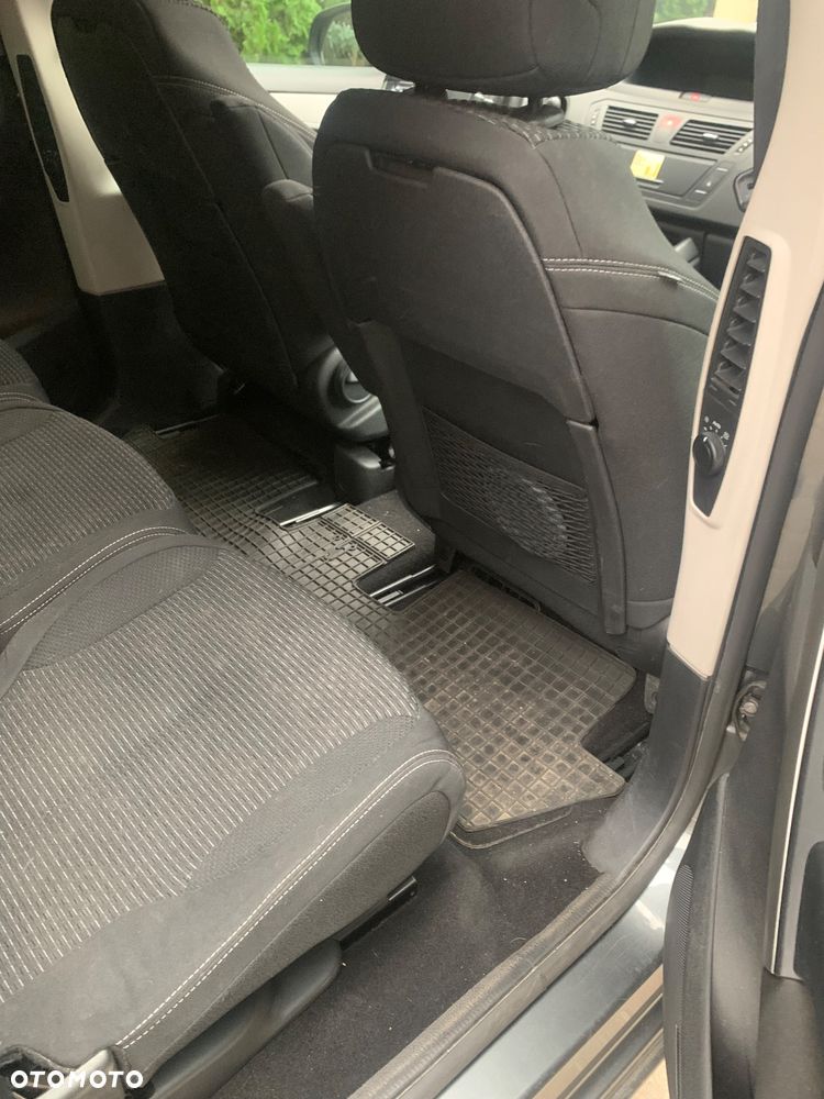 Citroën C4 Picasso - 13