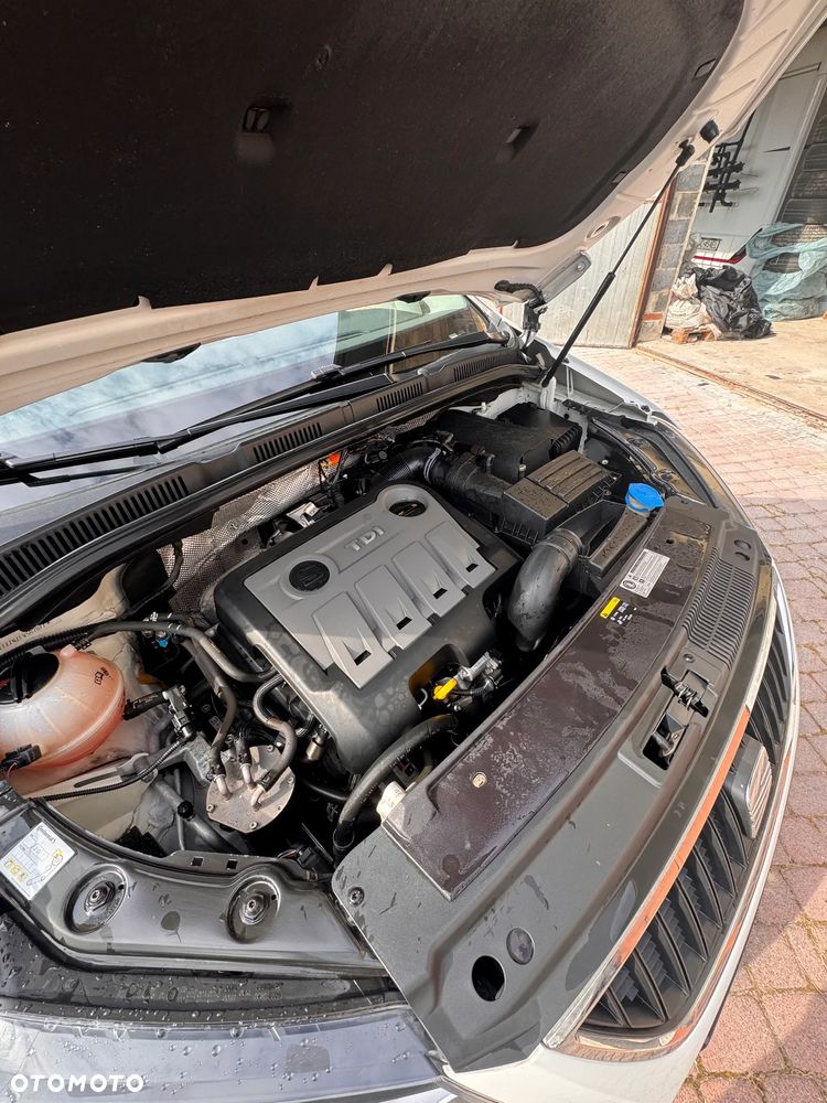 Seat Alhambra 2.0 TDI Reference - 4