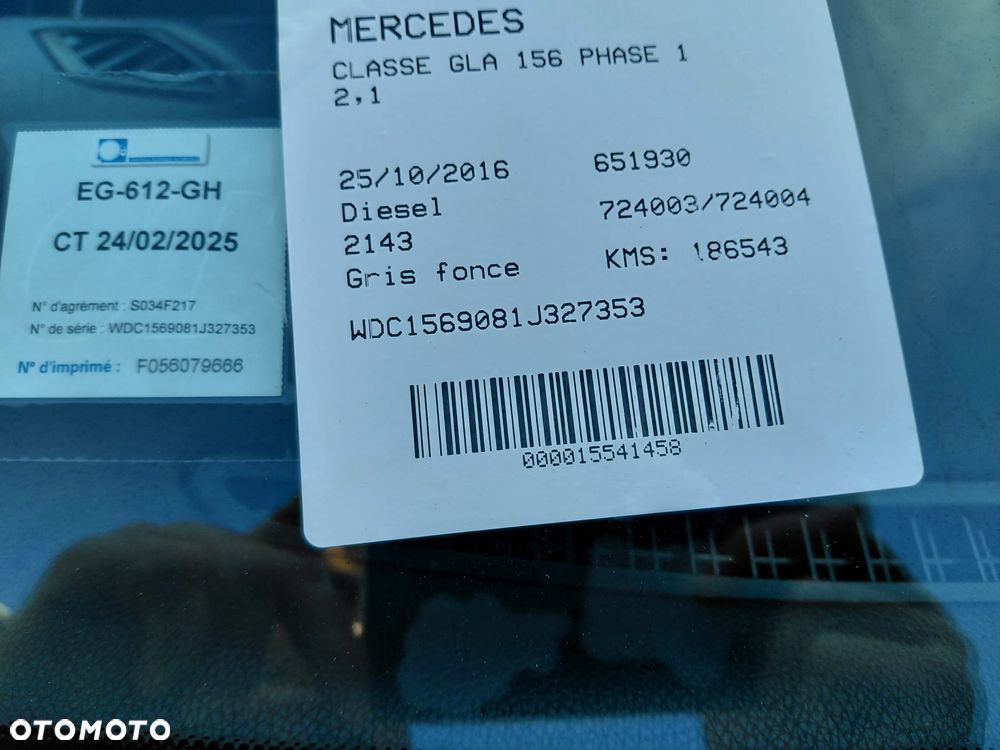 Mercedes-Benz GLA - 28