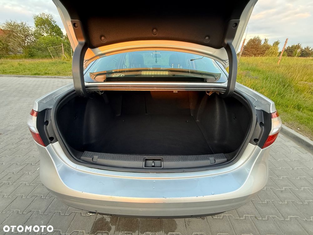 Renault Fluence 1.5 dCi Privilege - 17