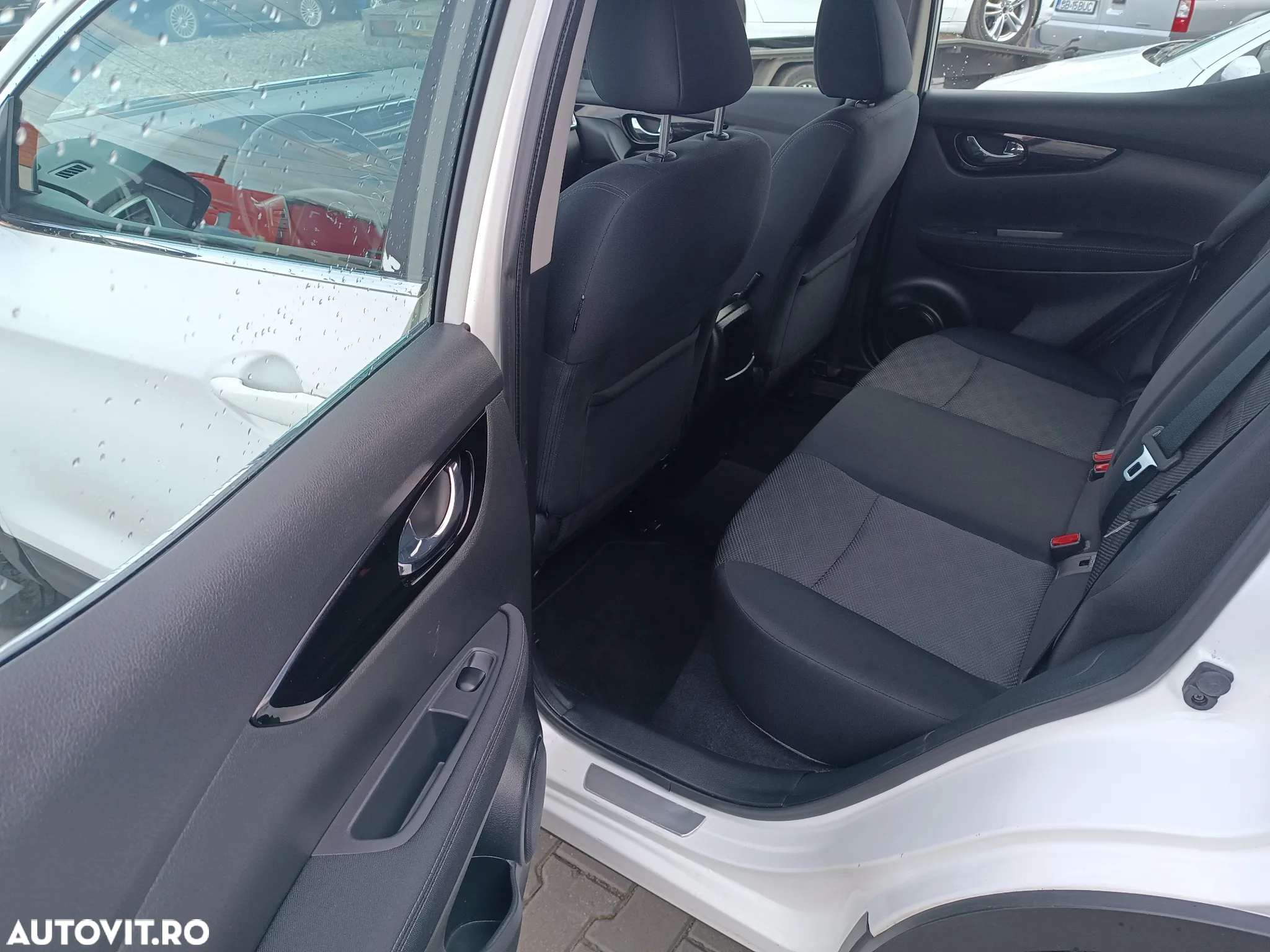 Nissan Qashqai 1.2 DIG-T Start/Stop X-TRONIC N-Connecta - 12