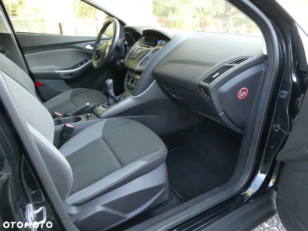 Ford Focus - 11