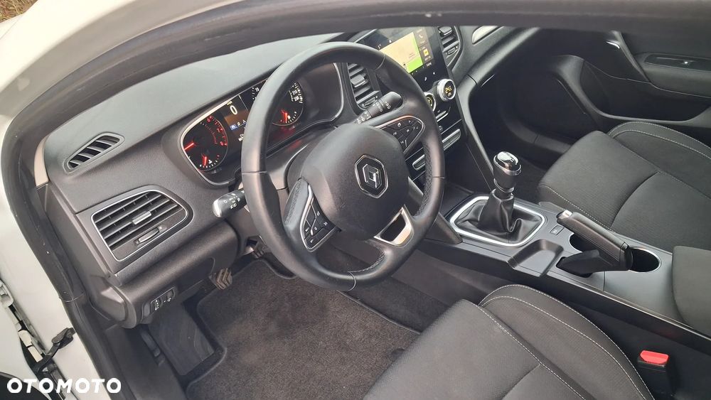 Renault Megane TCe 140 GPF ZEN - 13