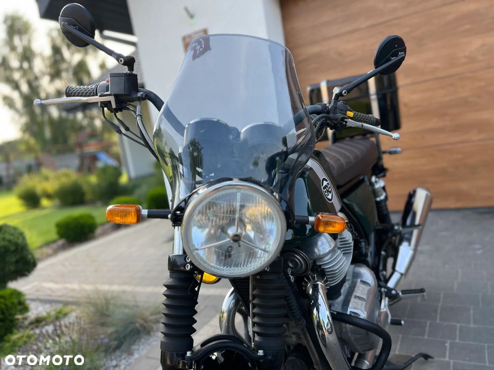 Royal Enfield Continental - 16