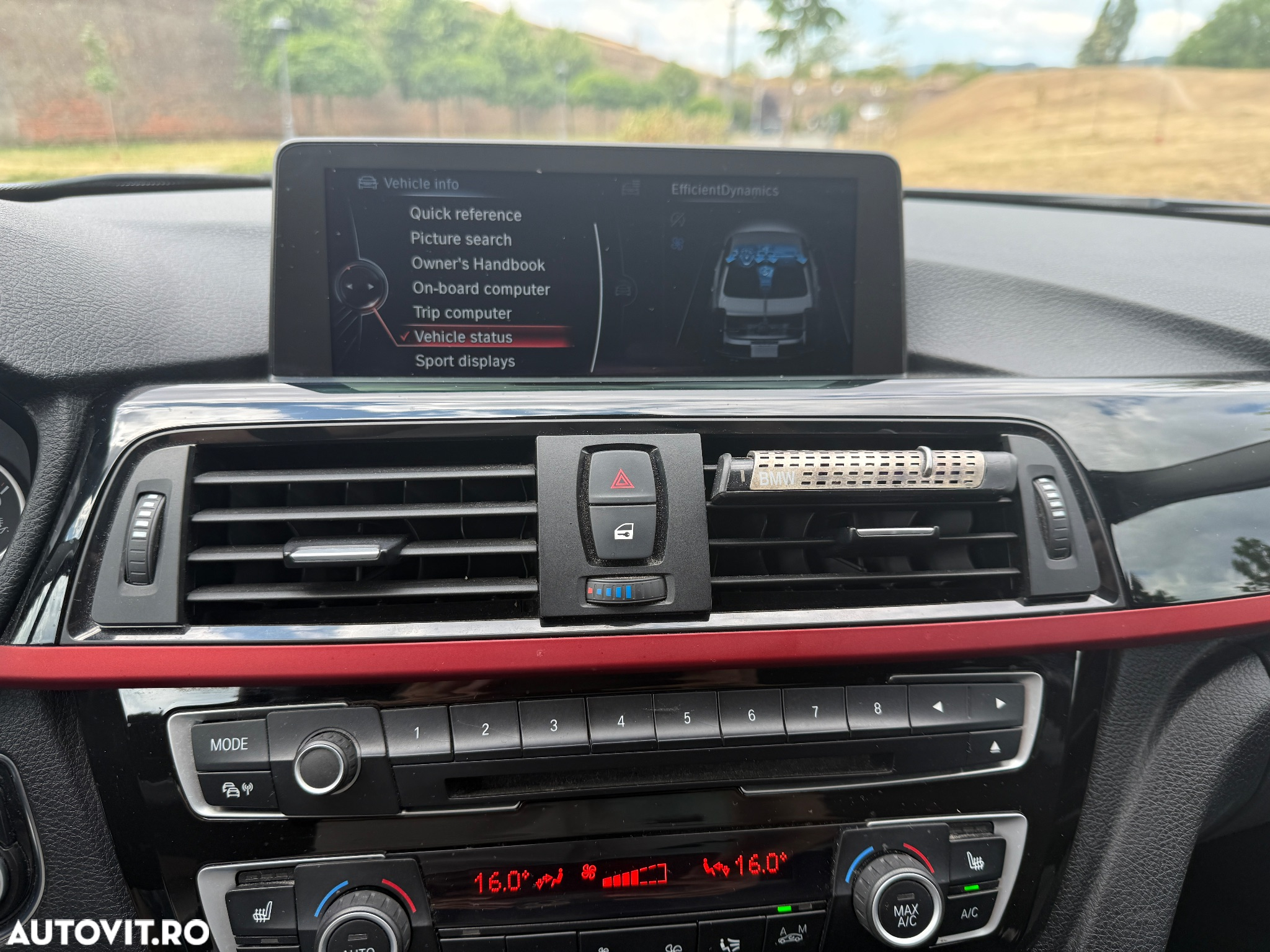 BMW Seria 3 320d Aut. Sport Line - 22