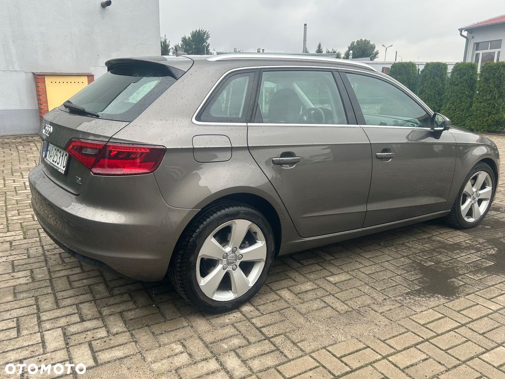 Audi A3 Sportback 2.0 TDI quattro - 11