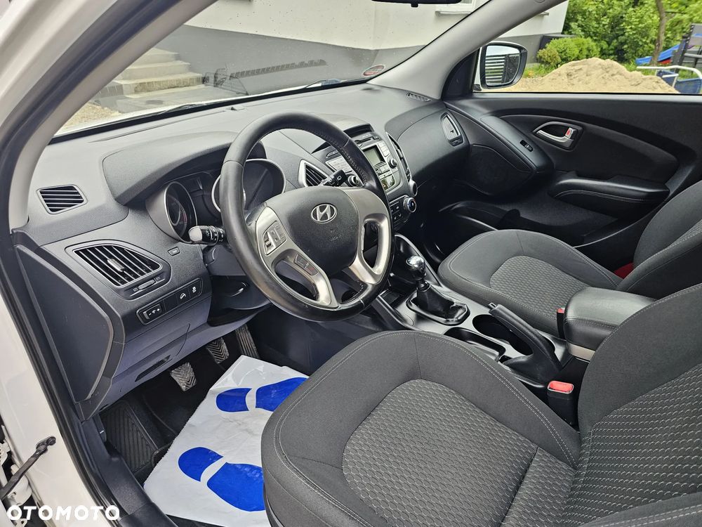 Hyundai ix35 - 13