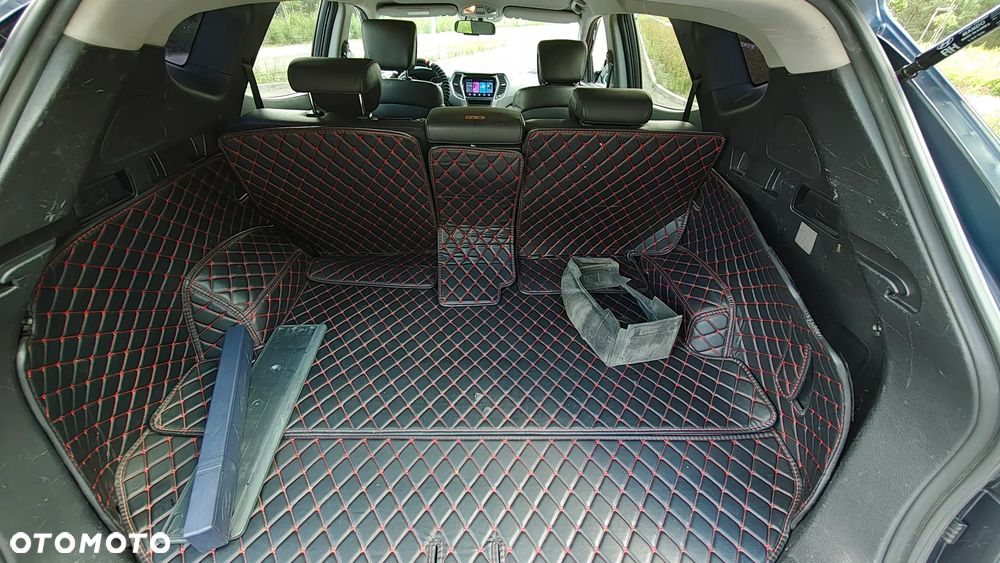 Hyundai Santa Fe - 10
