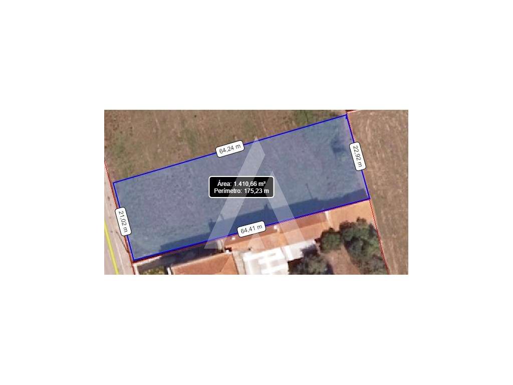 Lote de Terreno urbano com 1.410m2, com uma frente de 20mts, para c... - Grande imagem: 2/23