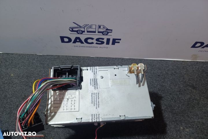 Radio cd 1K0035186T Volkswagen VW Touran 1 [facelift] [2006 - 2010] - 4