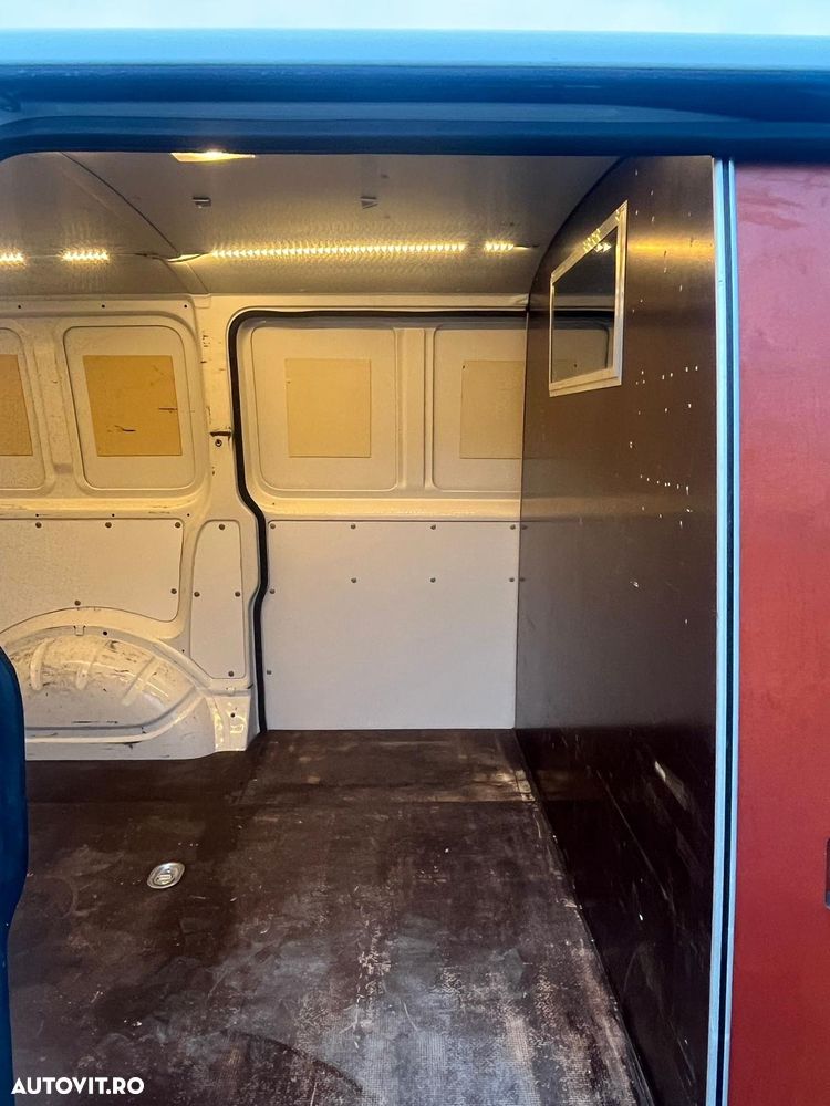 Volkswagen Transporter Multivan T6 2.0 TDI 75 kW LR Comfortline - 19