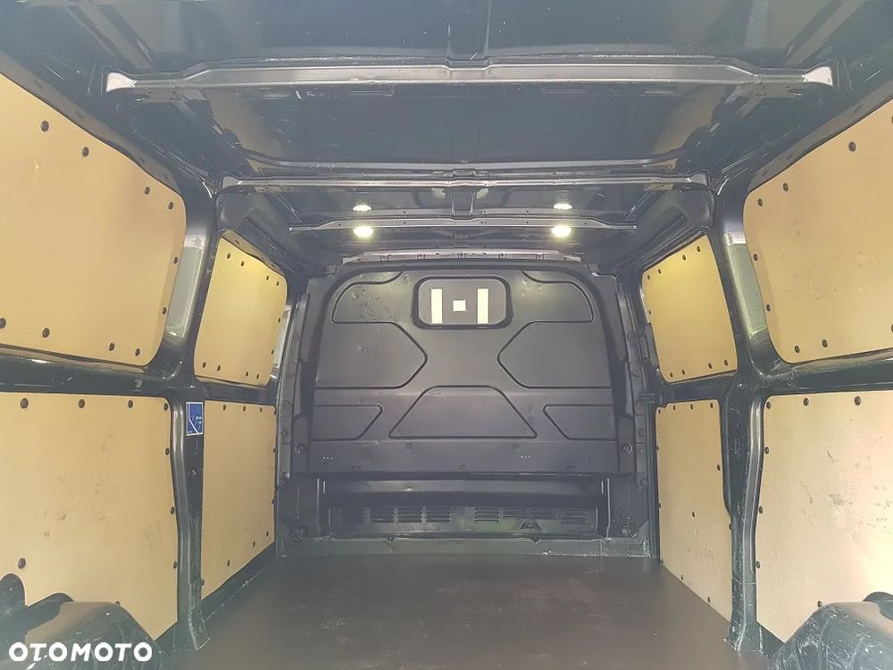 Ford Transit Custom - 11