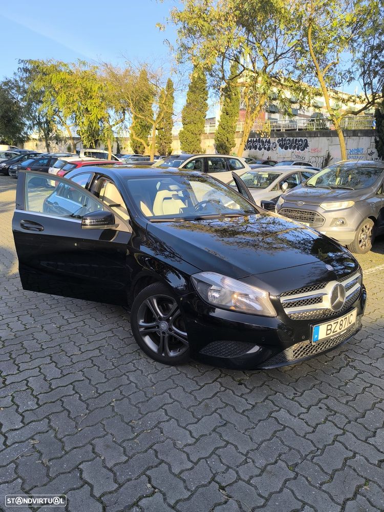 Mercedes-Benz A 180 BlueEFFICIENCY Edition Style - 6