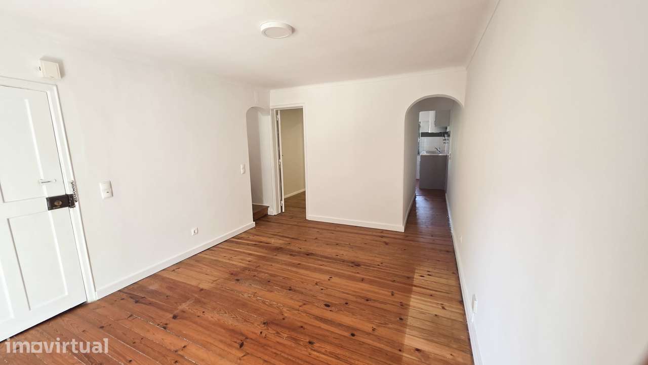 Apartamento para arrendar Praça das Flores-Lisboa - Grande imagem: 2/19