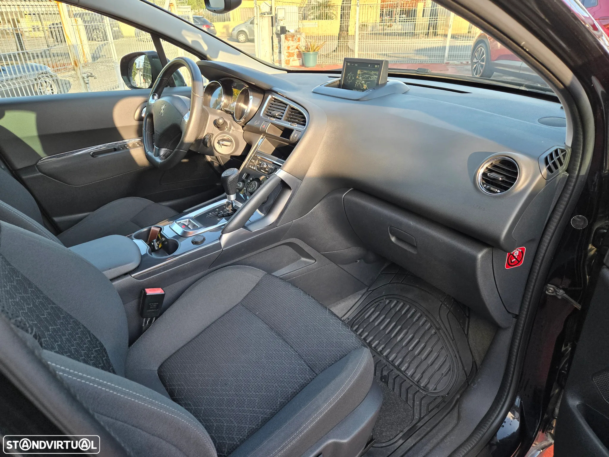 Peugeot 3008 1.6 BlueHDi Style EAT6 - 2