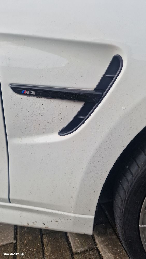 BMW 318 d M Sport - 18