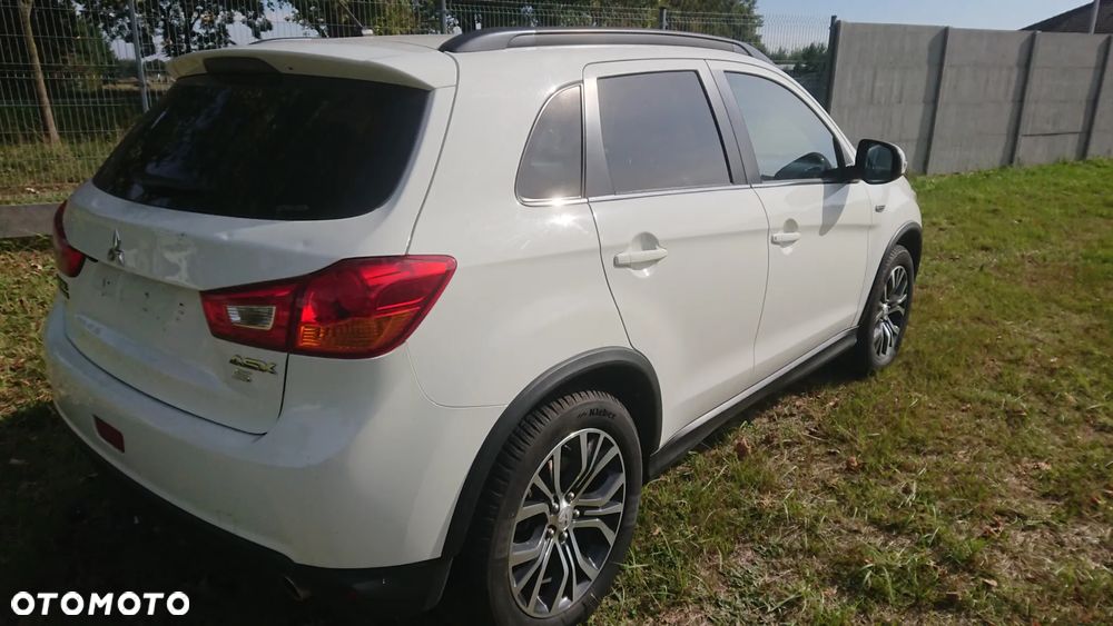 Mitsubishi ASX 1.6 DID Invite 4WD AS&G - 31